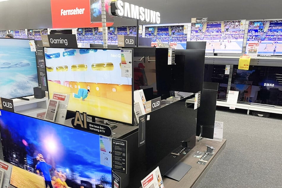 Sonntag (4.8.) öffnet MediaMarkt ab 13 Uhr mit starken Angeboten.