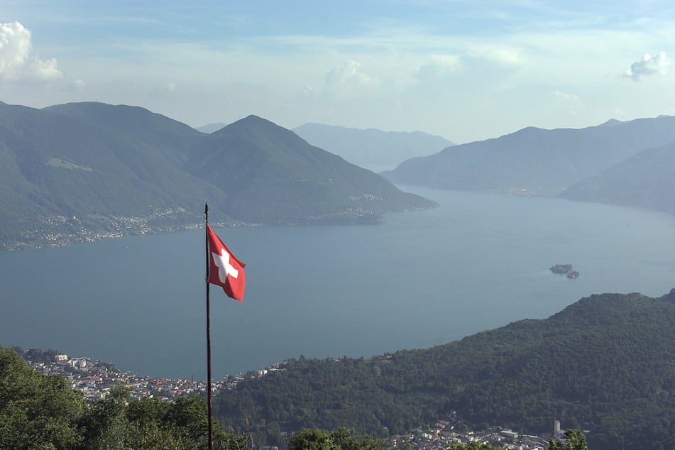 Der Dermatologe wollte am Lago Maggiore wandern gehen.