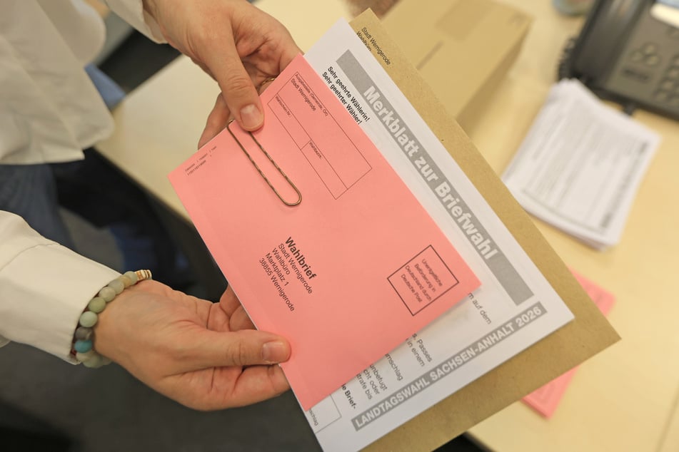 Personen können nur für maximal vier andere Briefwahlunterlagen beantragen. (Archivbild)