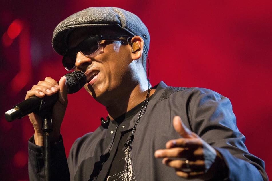 Xavier Naidoo (54) demonstriert am Samstag am Großen Stern in Tiergarten.