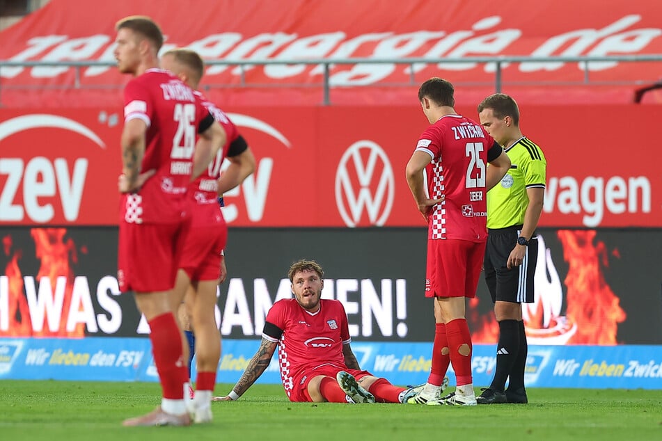 FSV-Spieler Sandro Sengersdorf musste verletzt ausgewechselt werden.