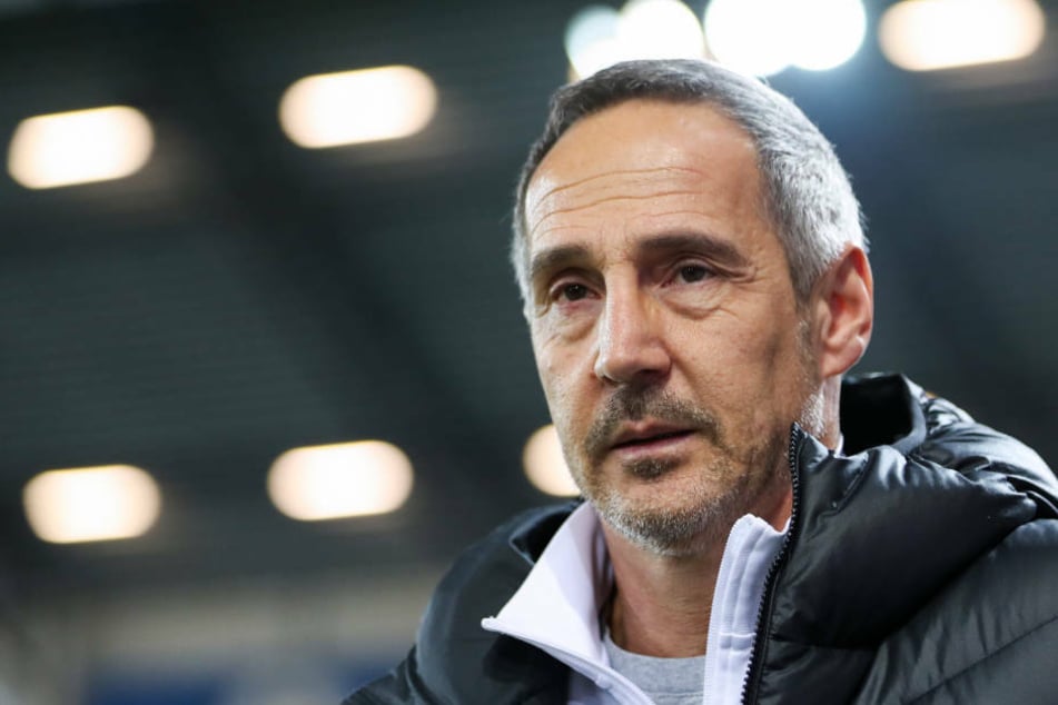 Muss Eintracht-Coach am kommenden Samstag die fünfte Niederlage in Folge verarbeiten?