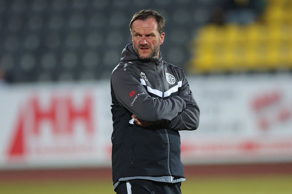 FCE-Trainer Karsten Osswald (51).