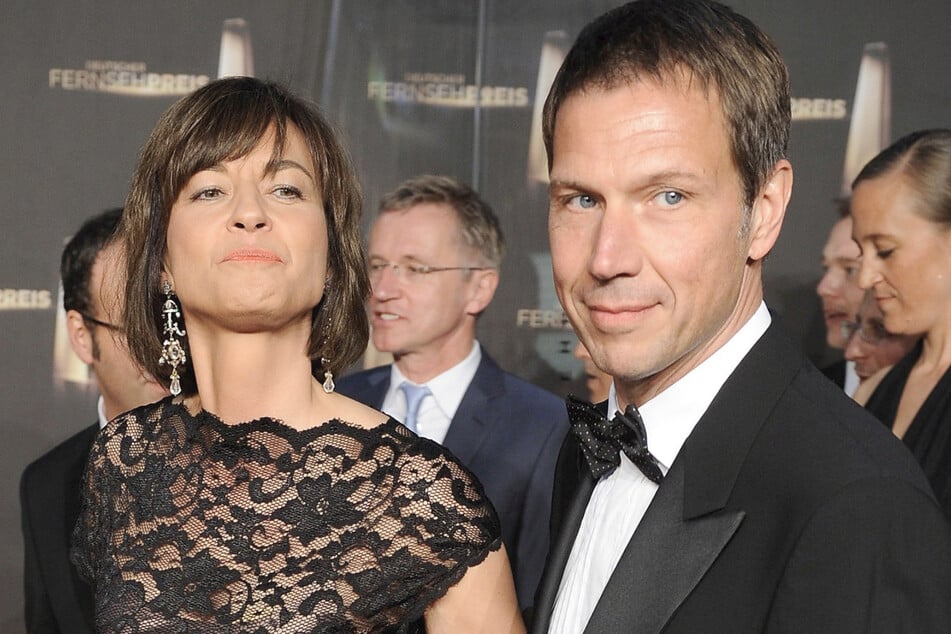 Maybrit Illner (60) und ihr Ehemann René Obermann (62) kommen 2012 zur Verleihung des Fernsehpreises. (Archivbild)