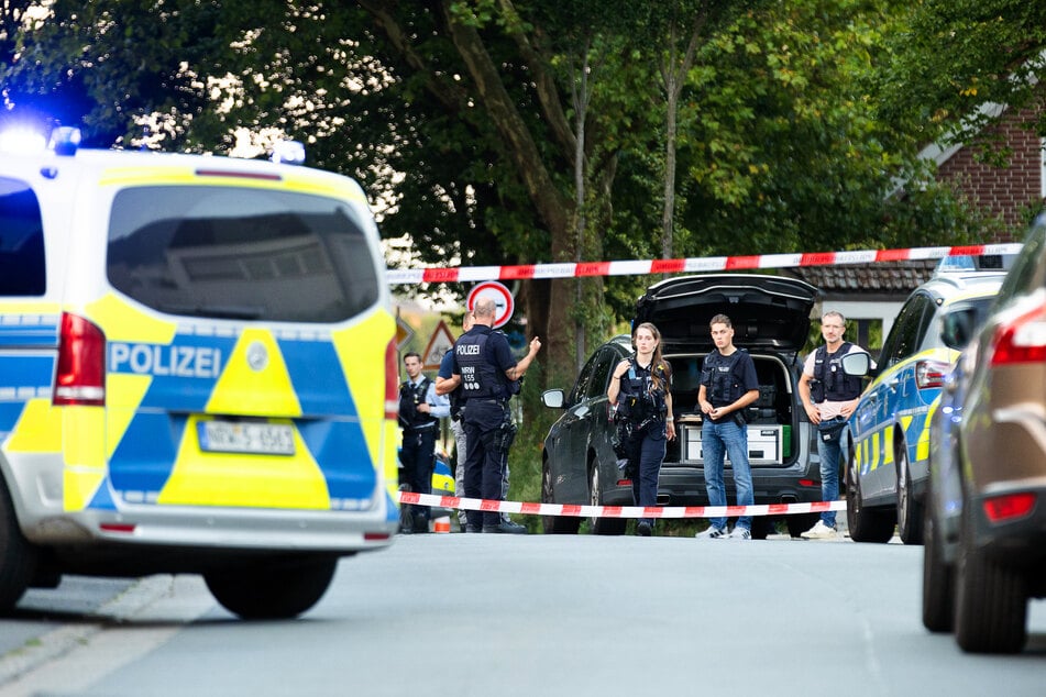 In Recklinghausen hat die Polizei einen mutmaßlichen Messerangreifer erschossen.