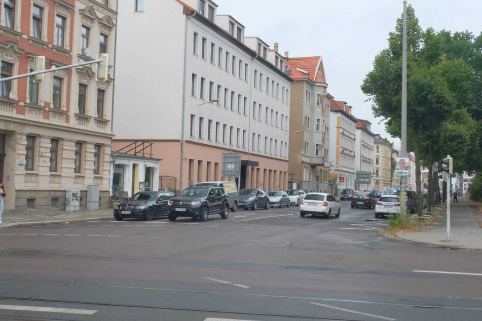 Der Täter flüchtete über die Gießerstraße in Richtung toom-Baumarkt.