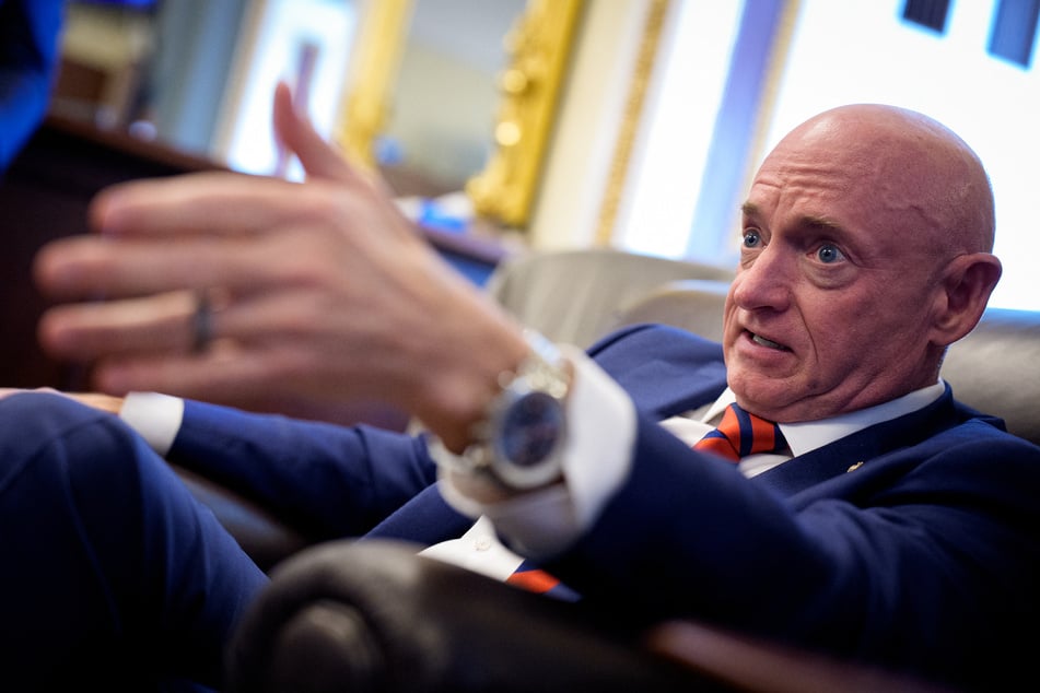 Senator Mark Kelly has called for an investigation into a reported follow-up attack by US forces on a boat off the coast of Venezuela.