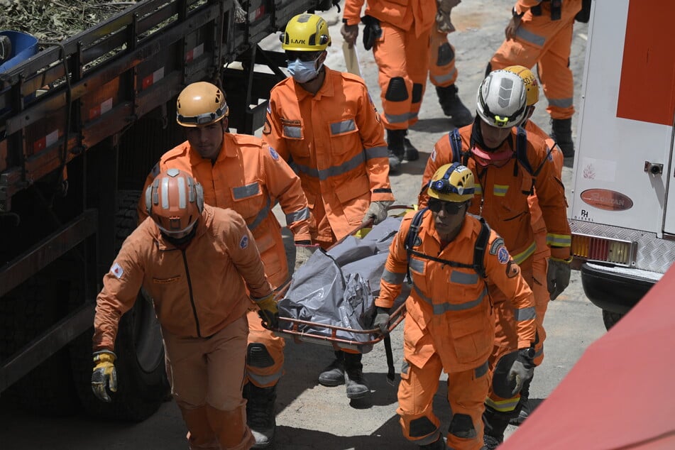 Die zuständigen Behörden erfassten bislang zwölf Tote.