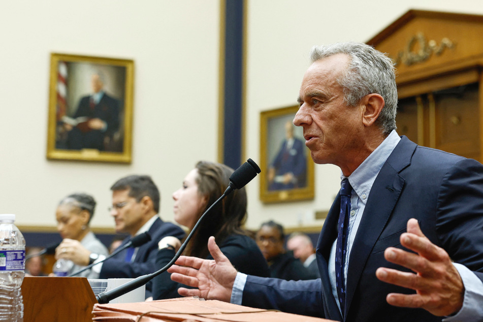 Democrats attempt to censure Robert F. Kennedy Jr. in tense hearing on censorship