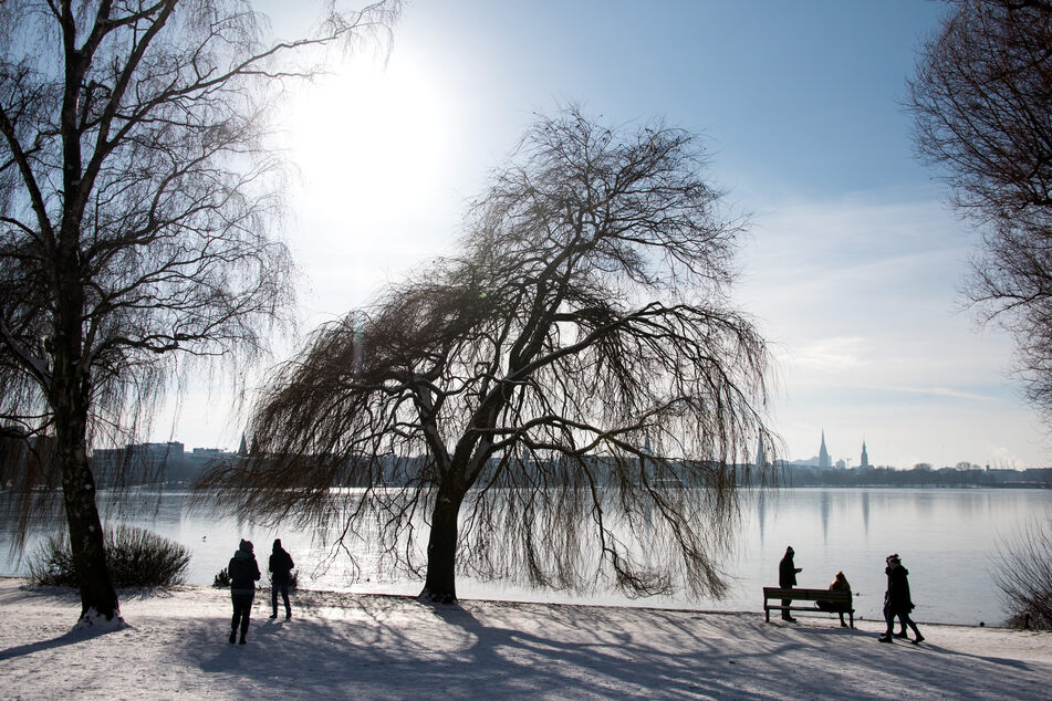 Wetter in Hamburg und Schleswig-Holstein: Schnee, Regen und Glättegefahr
