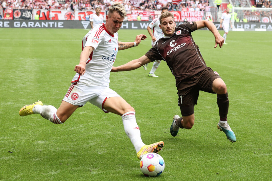 Lars Ritzka (25, r) hat beim FC St. Pauli den Sprung in dieser Saison zum Startelf-Spieler geschafft.