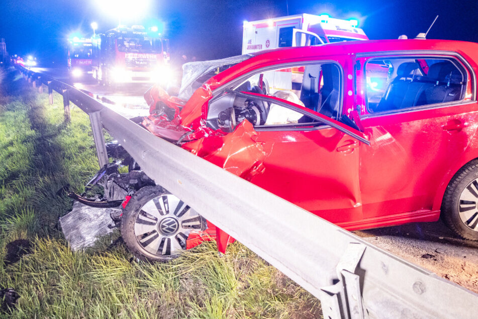 VW-Fahrerin stirbt bei Horror-Unfall: Reaktion des Verursachers ist unfassbar