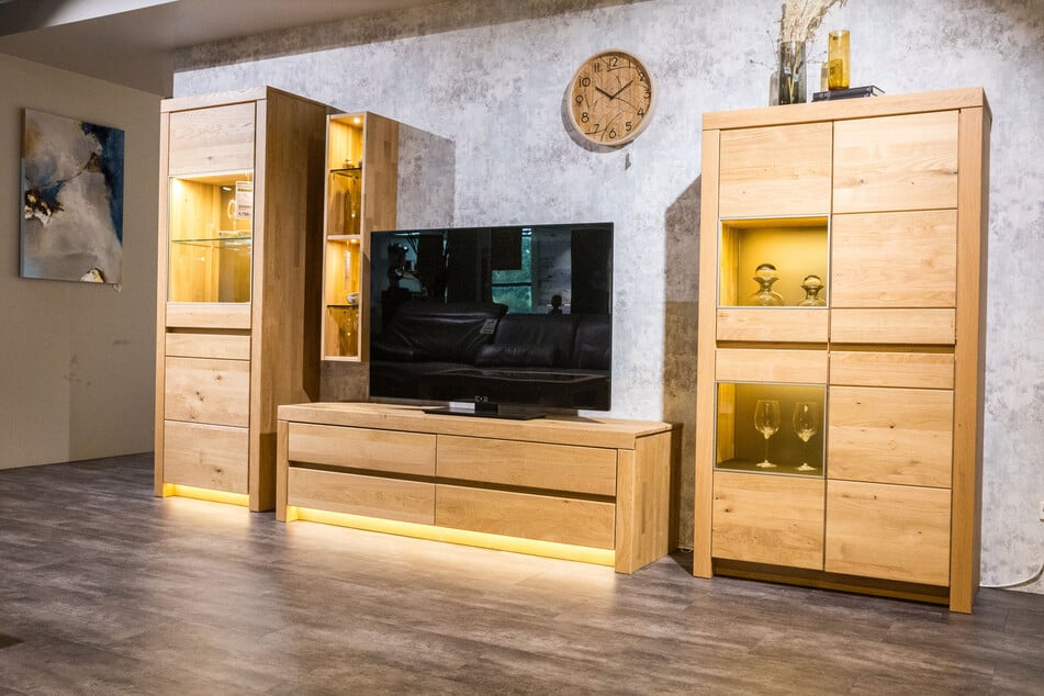 Bekannte Möbelkette gibt 20 Prozent auf Wohnwände, Betten, Sofas, Deko, Küchen...