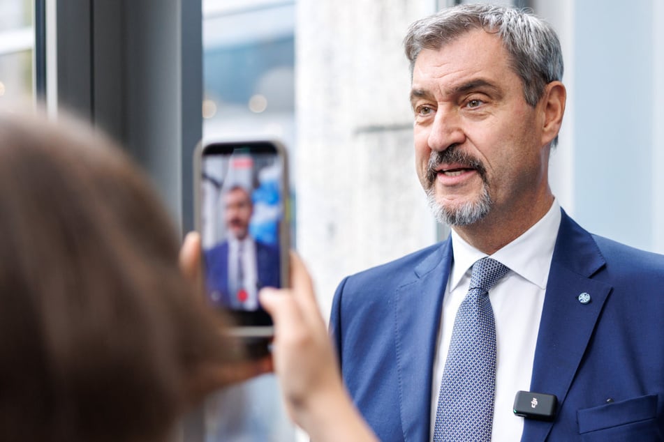 Anders als bei Cannabis vertritt CSU-Chef Markus Söder (59) bei Social Media die Meinung, ein Verbot würde es für Kinder interessanter machen.