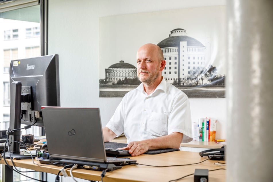 Wacht über die Wahlen: Dr. Markus Blocher (52), Chef des Bürgeramtes.