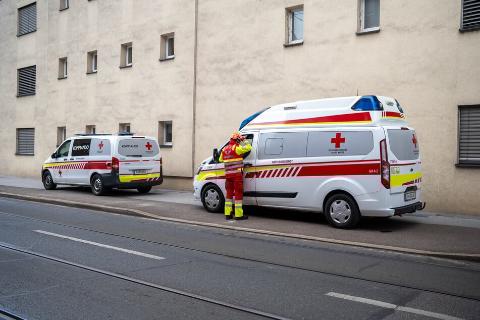 Nach dem Amoklauf in einer Schule am Dienstag sind Beamte und der Rettungsdienst in erhöhter Alarmbereitschaft - erst recht, wenn es um potenzielle Nachahmungstäter geht.