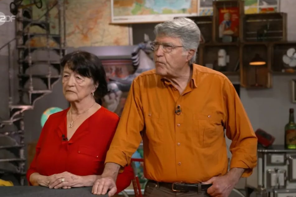 Christel und Roland wollen bei "Bares für Rares" eine über 100 Jahre alte Putte zu Geld machen.