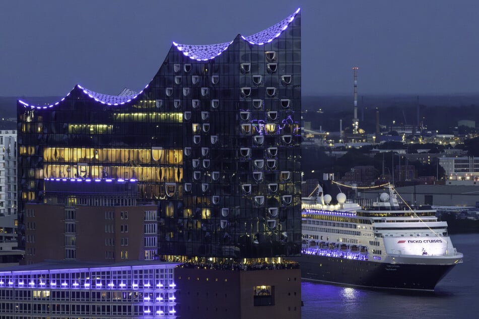 Das Kreuzfahrtschiff "Vasco da Gama" muss aufgrund von Reparaturarbeiten seinen Besuch in Hamburg während des Hafengeburtstages absagen.