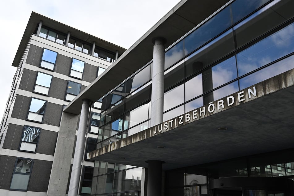 Volksverhetzung: 82-Jährige in Kassel von Gericht verurteilt