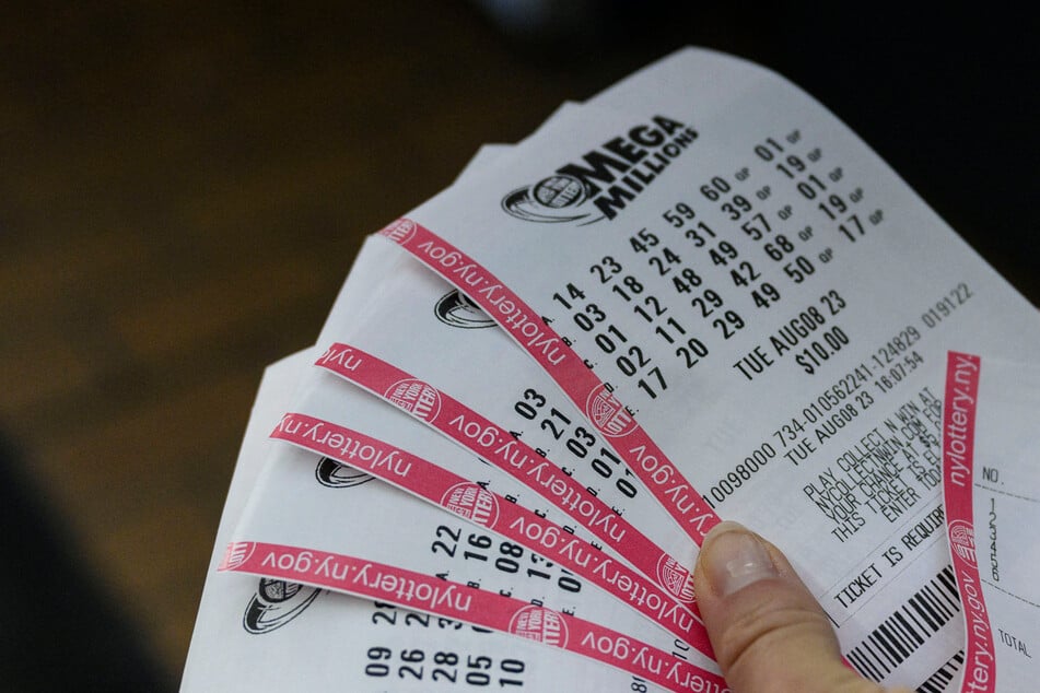 Winning $1.58 billion Mega Millions jackpot ticket sold in Florida