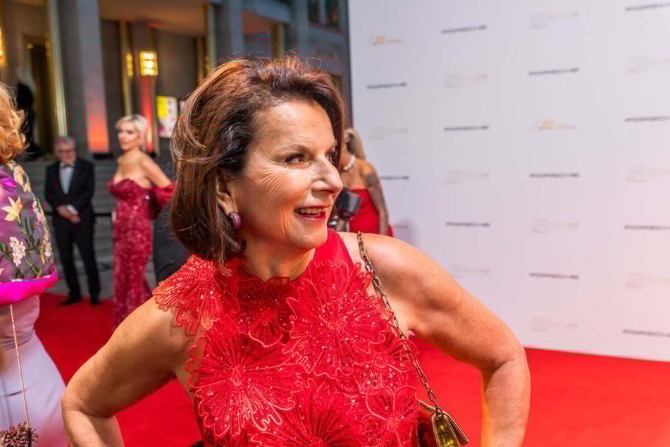 Claudia Obert (64) nimmt kein Blatt vor den Mund und könnte abseits des Camps für Furore sorgen.