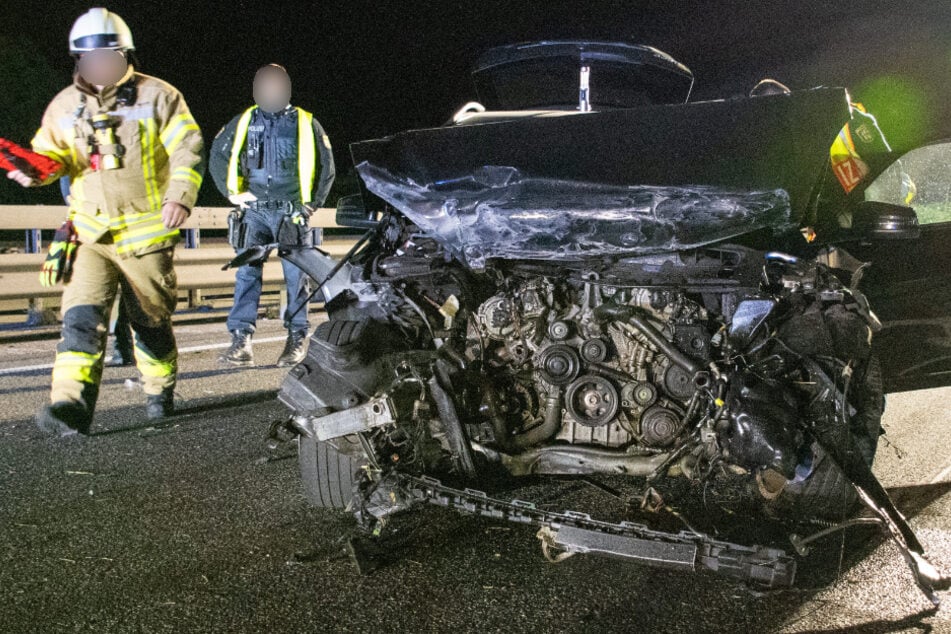 Vollsperrung nach Crash auf A63: Fünf Personen verletzt - Unfallursache Streitthema