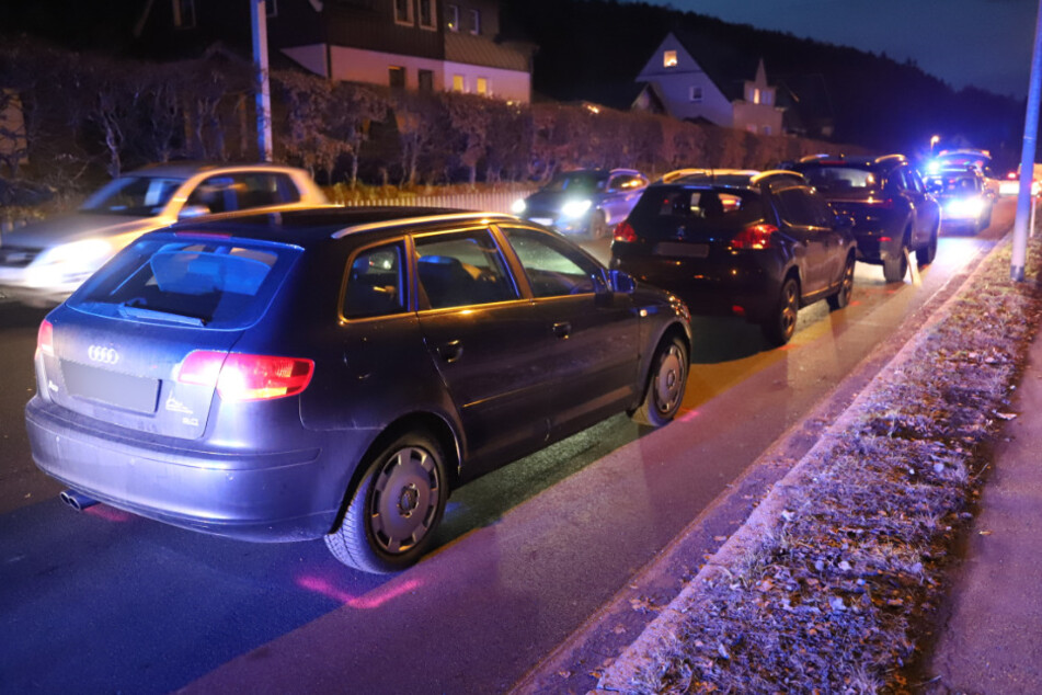 Aufgrund des Berufsverkehrs kam es in Bad Schlema nach dem Unfall zu einem langen Stau.