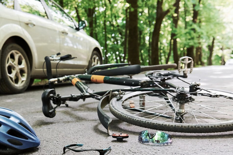 Gleich drei Radfahrer verunglückten innerhalb kürzester Zeit in Dresden. (Symbolfoto)