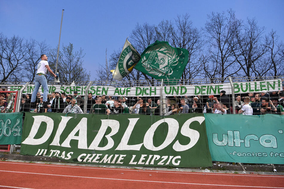 Tolle grün-weiße Unterstützung aus Leipzig in Berlin.