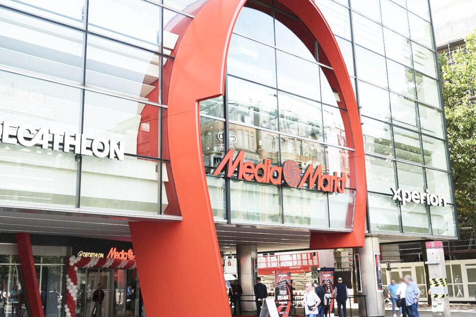 MediaMarkt Tech Village Hamburg - Mönckebergstraße 1.