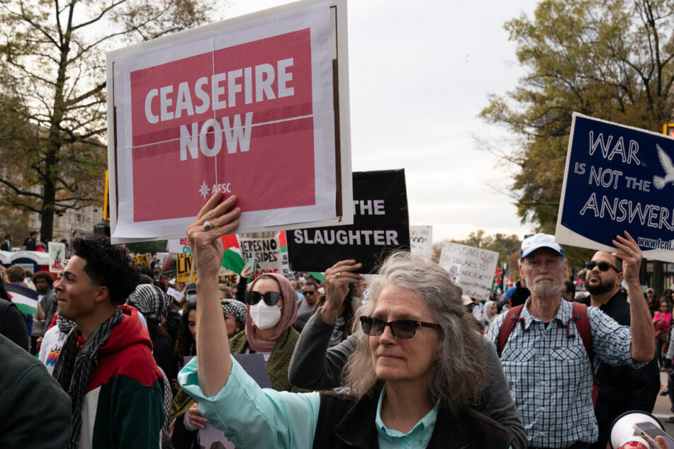 Tax Day: Quakers organize day of action to end US funding for Gaza assault