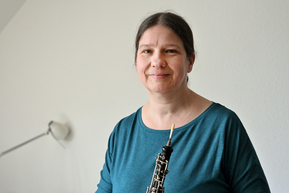 Ilka Stöß (50) unterrichtet Oboe und Blockflöte auf Honorarbasis.