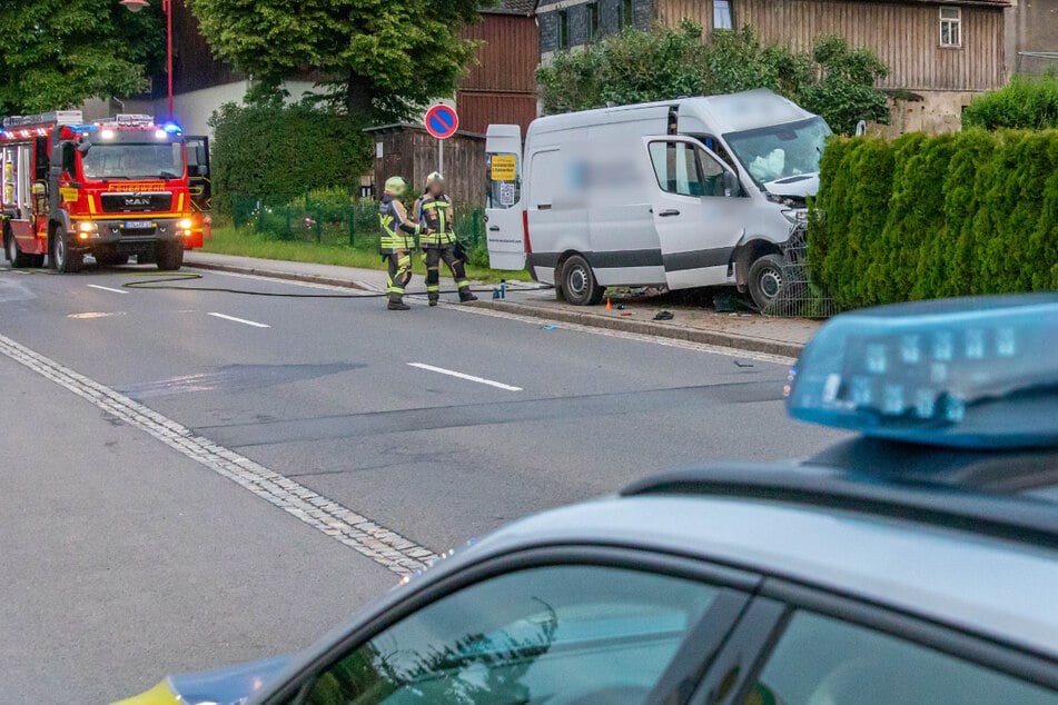 Neben Polizei und Rettungsdienst kam auch die Feuerwehr Niederwürschnitz zum Einsatz.