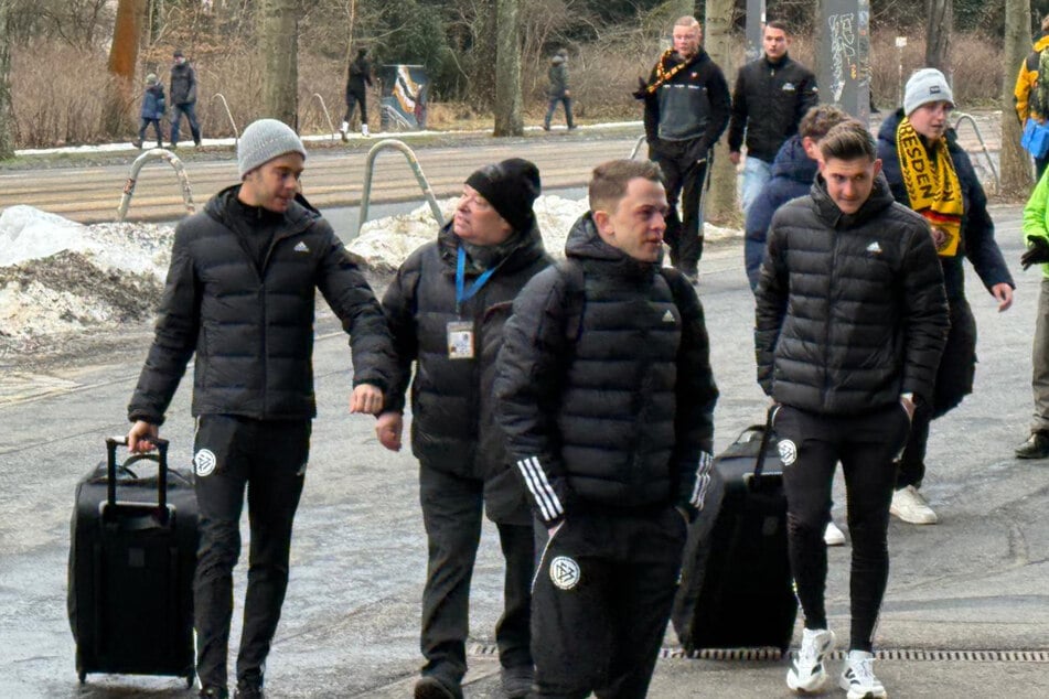Auf Schiedsrichter Felix Prigan (r.) und sein Team wartet ein heißes Duell.