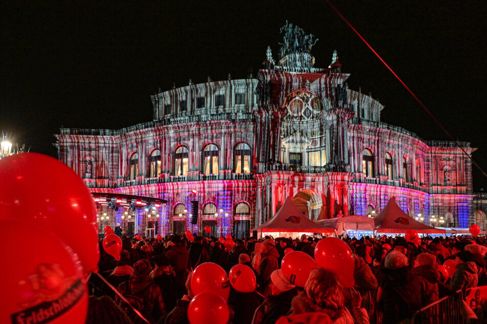 Der SemperOpernball feiert seinen 100. Geburtstag.