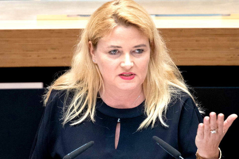 Jetzt bekommt er Konkurrenz von seiner Stellvertreterin Kristin Brinker.