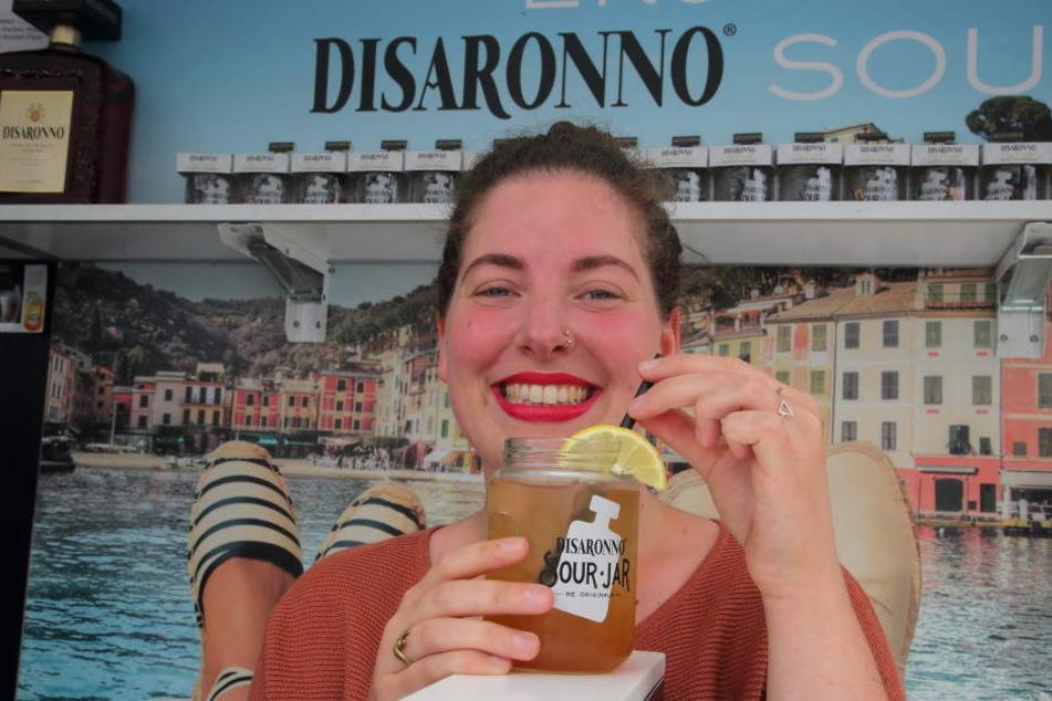 Alexa Büchler (29) mit einem Disaronno Sour Ginger,