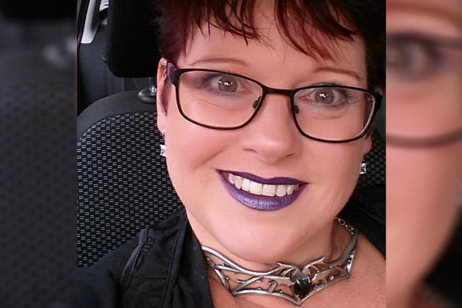 Sharon Spink (50) stillte ihre Tochter neun Jahre lang.