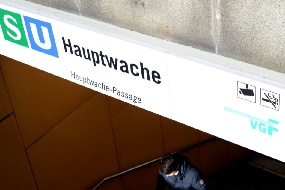 Besonders an den Wochenenden wird die S-Bahn-Station von feierwütigen Betrunkenen anvisiert.