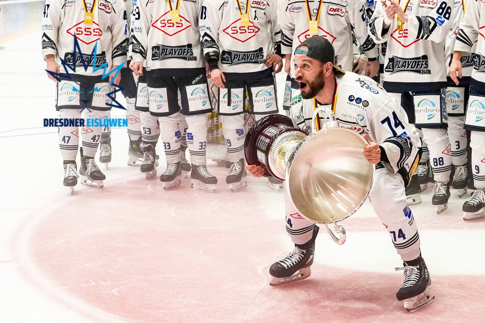 Eislöwen-Aufstiegsheld bleibt! Weshalb der neue Chefcoach ihn unbedingt halten wollte