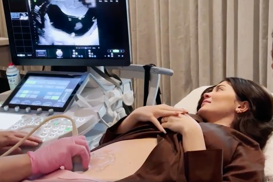 Kylie Jenner had her pregnancy confirmed with an ultrasound.
