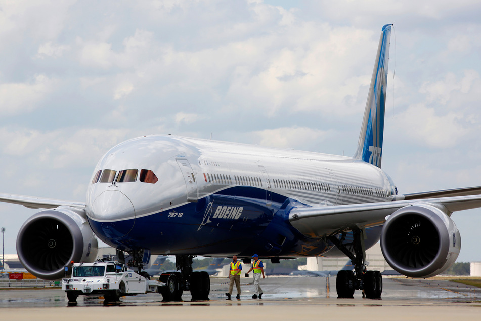 Für die Boeing 787-10 Dreamliner sind mit 5G-Einführung in den USA Sicherheitsvorkehrungen nötig.