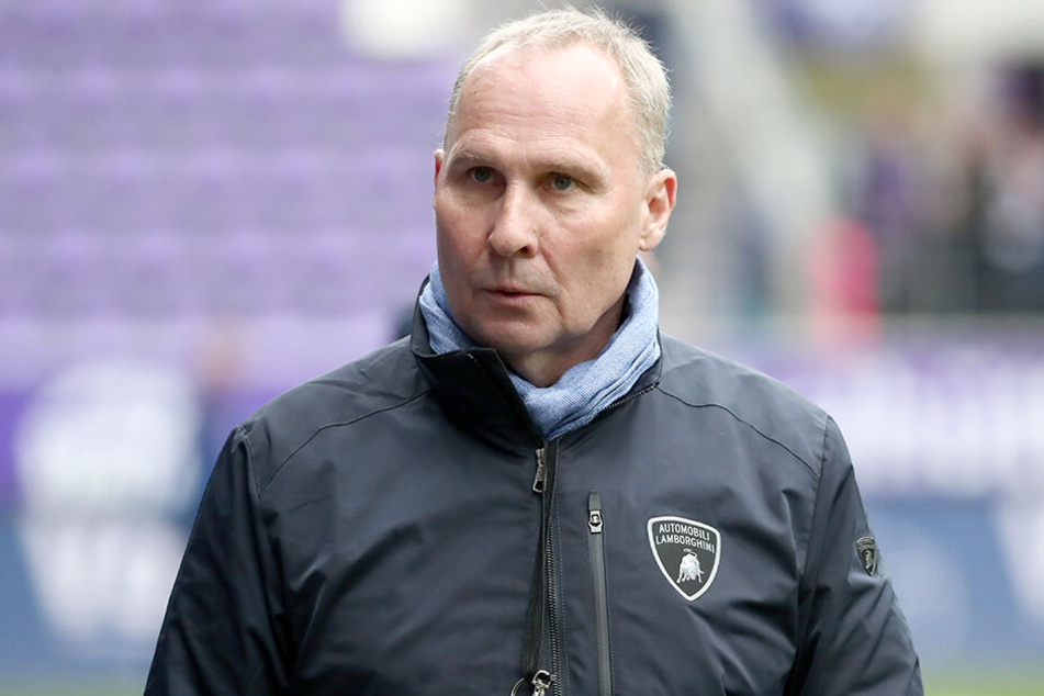 FCE-Präsident Helge Leonhardt ist auf der Suche nach einem neuen Co-Trainer.