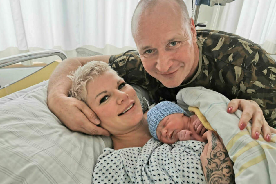 Anfang Oktober wurden Melli und ihr Ehemann Mike Blümer (53) zum zweiten Mal Eltern. Seitdem hat Tochter Mia Rose (2) mit Matty einen kleinen Bruder.