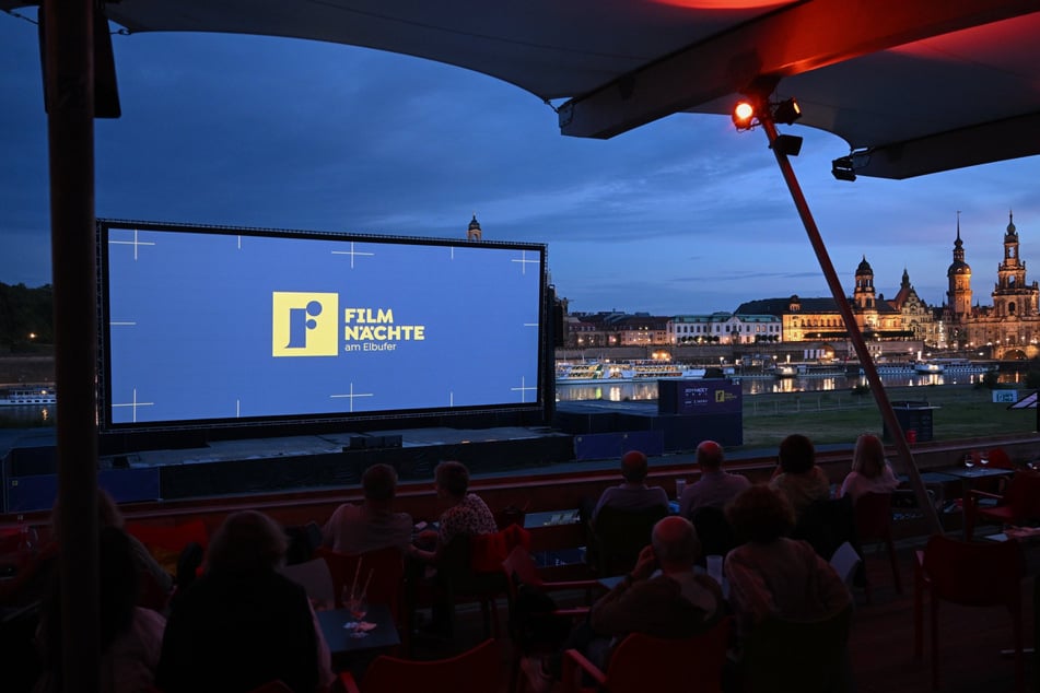 Am kommenden Sonntag läuft die Premiere des Films "Liebesbriefe aus Nizza" (Regie: Ivan Calbérac) bei den Dresdner Filmnächten.