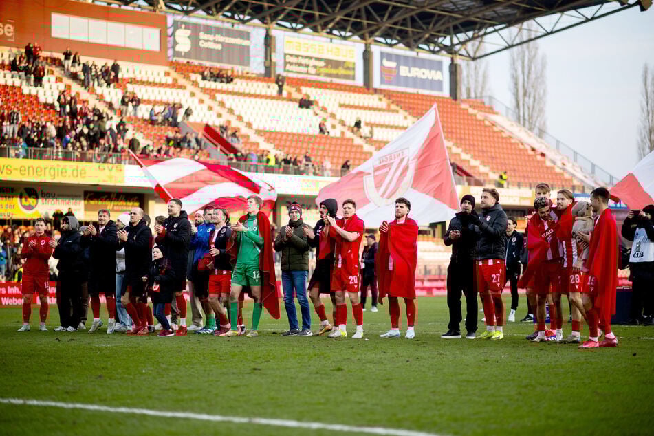 Viele Spieler bei Energie Cottbus laufen zum Saisonende auf letzter Rille.