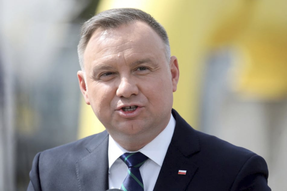 Polens Präsident, Andrzej Duda (49) ist der Meinung, dass der heutige russische Staat die "vererbte" Verantwortung für das Massaker von Katyn trage.