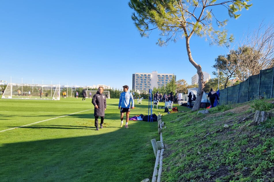 Kevin Sessa humpelt vom Platz.