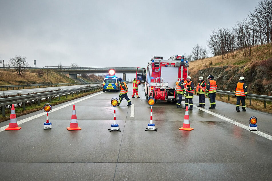 Die A17 in Richtung Dresden musste für zwei Stunden gesperrt werden.
