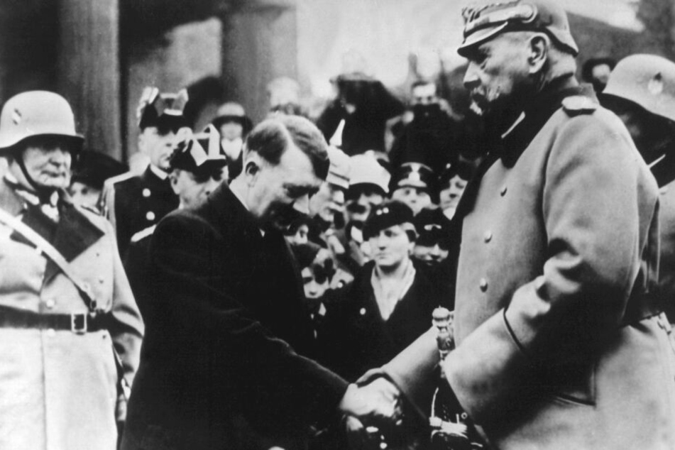 Paul von Hindenburg berief Adolf Hitler zum Reichskanzler.